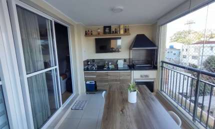 APARTAMENTO COM VARANDA GOURMET, NO CLIMA VILA MASCOTE !