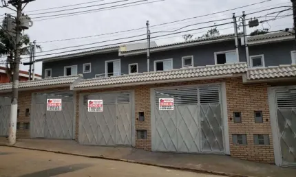 Sobrado novo com fino acabamento na região do jardim prudência!