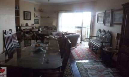 APARTAMENTO REPLETO DE ARMÁRIOS, NO MELHOR DA VILA MASCOTE!