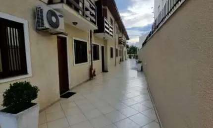 Casa em Condomínio Fechado Travessa da Av. Nossa Senhora do Sabará.