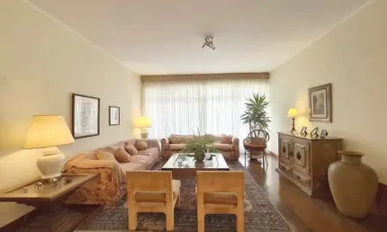 Casa Térrea  380m² a venda no melhor da Vila Mascote!