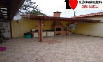 Casa Térrea com fino acabamento, na região do Jardim Prudência!