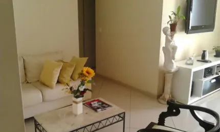 Apartamento repleto de armários, no melhor da vila santa catarina !