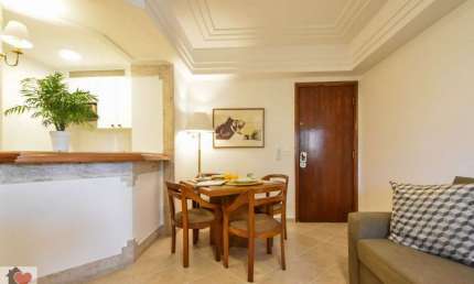 Flat Cidade Jardim com 42 m2 1 dormitório mobiliado com varanda 1 vaga