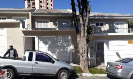 Linda Casa, 3 Dormitórios, 140m² - Jardim Prudência - São Paulo