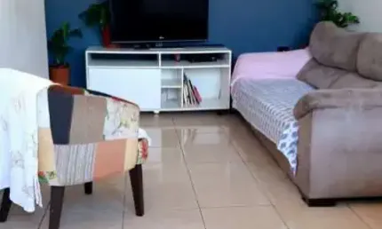 APARTAMENTO REPLETO DE ARMÁRIOS, PRÓXIMO A VILA MASCOTE !
