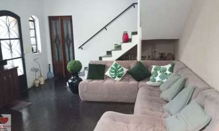 SOBRADO JARDIM DA GLÓRIA 4 DORMITÓRIOS 1 SUITE 4 VAGAS COM QUINTAL
