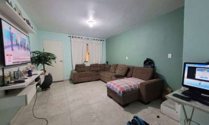 SOBRADO COM FINO ACABAMENTO NA VILA CAMPESTRE / JABAQUARA.