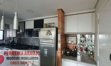 Apartamento com varanda no Condomínio Inter Clube Interlagos.