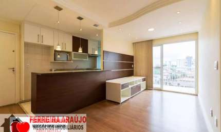 Apartamento Fino Acabamento, localizado em uma travessa da Av. Washington Luis.