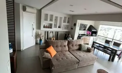 Apartamento com varanda gourmet, na região da vila mascote !