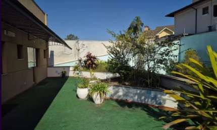 Predio 1.000 m2  Area Terreno 900 M2 Area Construida Lindo !! e Funcional .