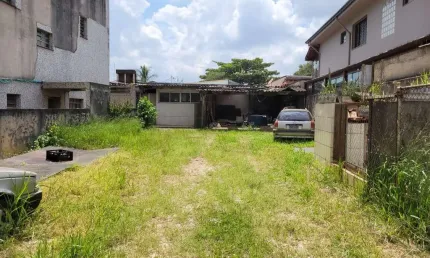 Terreno a venda na rua ailson simões, medindo 10 x 32.