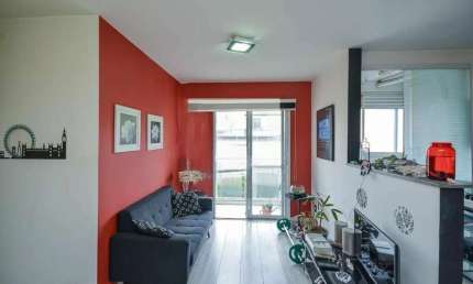 PRÉDIO SEMI-NOVO  LOCALIZADO Á 200 METROS DA AV. INTERLAGOS.