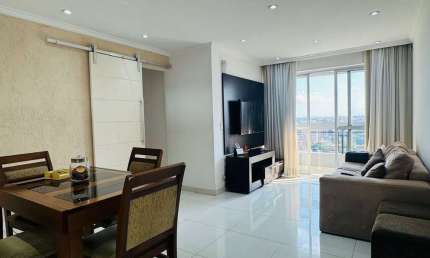Lindo apartamento com 03 dormitórios, na Vila Santa Catarina