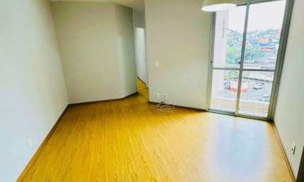 APARTAMENTO REFORMADO HÁ 800 METROS DO SHOPPING INTERLAGOS!