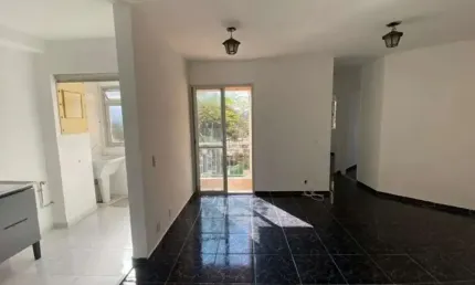 APARTAMENTO REFORMADO LOCALIZADO HÁ 800 METROS DO SHOPPING INTERLAGOS!