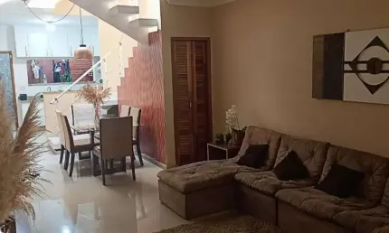 Casa com 3 quartos à venda na Rua Professor Rodolpho de Freitas, 174, Cupecê, São Paulo