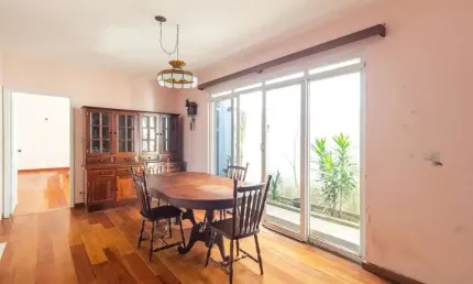 Vila Alexandria, Casa, 4 Quartos, 1 suíte, 2 vagas, 307m² à Venda R$ 1.100.000,00.