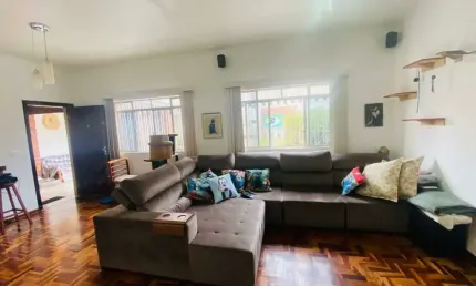 Oportunidade Única no Jardim Prudência: Casa Térrea Espaçosa e Aconchegante!