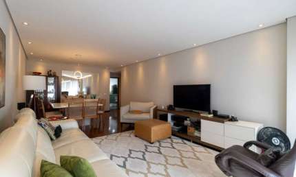 Brooklin, 3 Quartos, 1 Suíte, 4 Banheiros, 2 Vagas, 180m²  à Venda R$ 1.690.000,00.