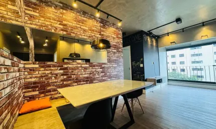 Apartamento com fino acabamento, dois dormitórios no melhor da vila mascote !