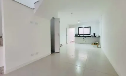 SOBRADO NOVO COM FINO ACABAMENTO,NO MELHOR DO JARDIM PRUDÊNCIA !