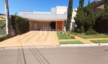Golden Park Residence - Casa à VENDA no Condomínio Golden Park (Mirassol)!!