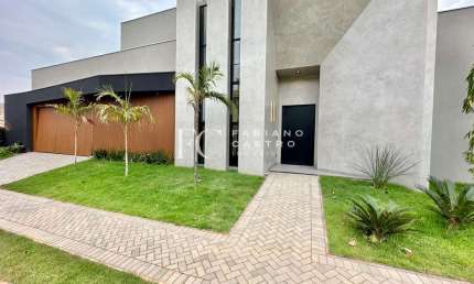 Parque Residencial Damha VI - Belíssima casa à VENDA no condomínio Damha VI