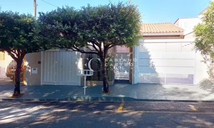 Casa à venda no bairro Parque das Aroeiras - São José do Rio Preto/SP