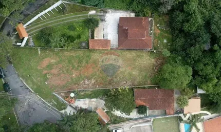 Terreno Exclusivo na Granja Caiapia, dentro do Condomínio Granja Carneiro Vianna - Cotia - SP