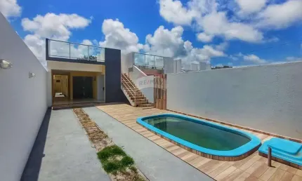 Casa com Piscina a 800m do Mar na Praia do Amor – 3 Quartos, Suíte, Solarium e Área Gourmet!