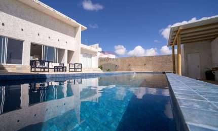 Venda – Casa de Luxo com Piscina e Vista Definitiva para o Mar em Tabatinga 2 - Conde PB