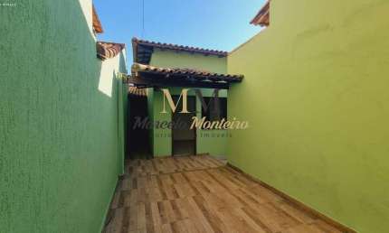 Casa para Venda em Rio das Ostras, Cidade Beira Mar, 2 dormitórios, 1 banheiro, 3 vagas