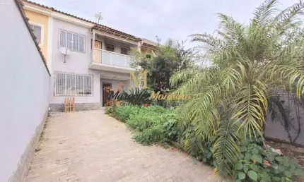 Casa para Venda em Rio das Ostras, Maria Turri, 3 dormitórios, 1 suíte, 2 banheiros, 2 vagas
