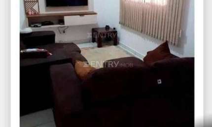 Sobrado á venda em Campo Limpo Paulista,com 3 quartos e quintal com churrasqueira,valor:340.000.
