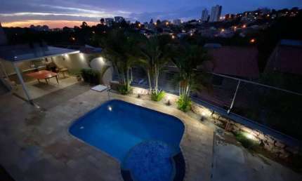 Casa à Venda com 3 Suítes, escritório, piscina aquecida e Home cinema em excelente localização  Jundiaí SP