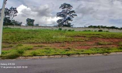 Terreno à venda na Avenida Antônio Pincinato, Recanto Quarto Centenário, Jundiaí