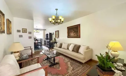 Belíssima Casa Vintage à Venda, 3 dormitórios, Portão eletrônico com localização privilegiada - Jundiaí SP