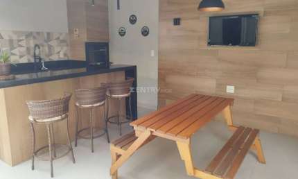 LINDÍSSIMA CASA DE CONDOMÍNIO À VENDA, MEDEIROS, JUNDIAÍ-SP, 3 DORM., 1 SUÍTE, TODOS COM AR CONDICIONADO, ÁREA GOURMET