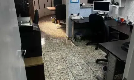 Escritório com móveis para locação no centro da cidade