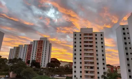 Lindo apartamento no chácara primavera,  condomínio com lazer, eloy chaves,  jundiaí-sp.  2 dormitórios, 2 banheiros,  2 vagas, varanda,  rico em planejados