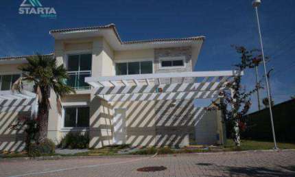 CASA DUPLEX À VENDA NA PRAIA DO FUTURO, ÁREA CONSTRUIDADE DE 185,60m²,03 SUÍTES, CONDOMINIO COM INFRAESTRUTURA E ÁREA DE LAZER.
