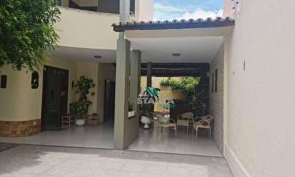 Casa com 4 dormitórios à venda, 192 m² por R$ 800.000,00 - Cambeba - Fortaleza/CE