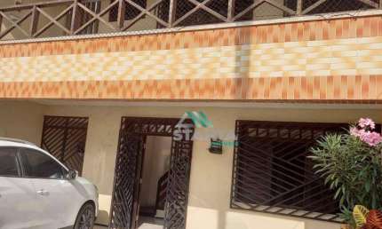 Casa com 5 dormitórios à venda, 250 m² por R$ 850.000,00 - Cidade dos Funcionários - Fortaleza/CE