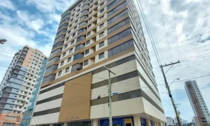 Apartamento 4 Dormitórios à venda no Bairro Centro com 180 m² de área privativa - 1 vaga de garagem