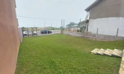 Casa 3 dormitórios à venda no bairro zona nova com 130 m² de área privativa