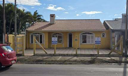 Casa 5 Dormitórios à venda no Bairro Zona Nova com 191 m² de área privativa - 2 vagas de garagem