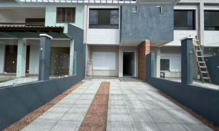 Sobrado/ Duplex 2 Dormitórios à venda no Bairro Centro com 89 m² de área privativa - 1 vaga de garagem