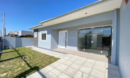 Casa 2 dormitórios à venda no bairro nova tramandaí - 1 vaga de garagem